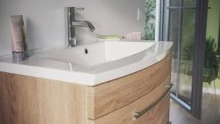 Waschtisch - Eiche hell - mit Waschbecken - 82 cm -Baumarkt Verkaufsgeschäft 9004405100 04 1600Wx1600H