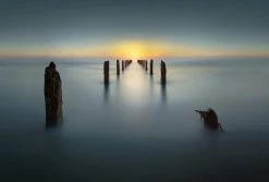 Fototapete DESIGNWALLS 2.0 - blau-gelb - See - 2,6 Meter